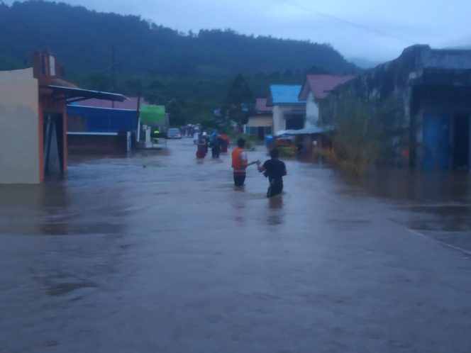 
					Di HUT Ke-16, Kabupaten Luwu Timur Dikepung Banjir