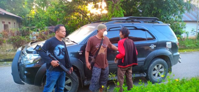 
					Awi (Berjaket) DPO Lapas I Makassar ditangkap di Mangkutana, Luwu Timur