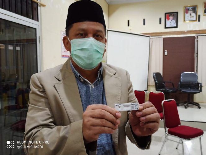 
					Wakil Ketua DPRD Lutim, H.Usman Sadik saat menjalani Rapid Test beberapa waktu lalu