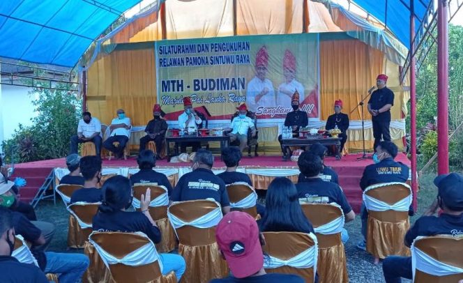 
					Visi Misi Pro Rakyat, Warga Lumbewe Komitmen Beri Dukungan ke MTH-Budiman