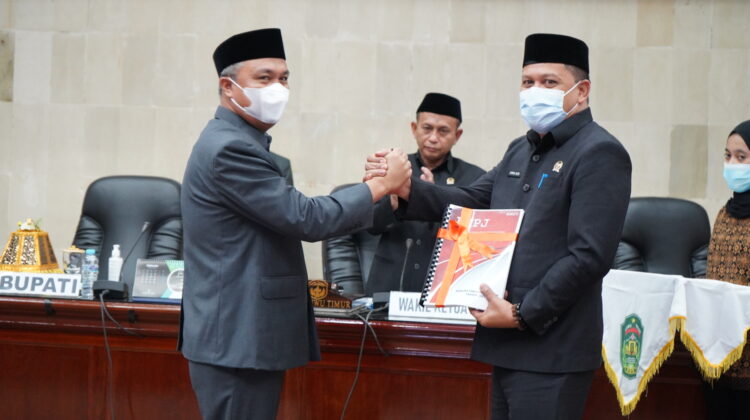 DPRD Lutim Terima LKPj Bupati Tahun Anggaran 2020