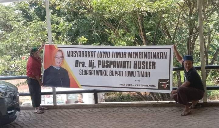 Beredar Spanduk, Warga Lutim Dukung Puspawati Husler Dampingi Bupati Lutim