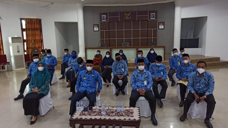 Dibatasi Covid, Bupati Lutim dan PlT Gubernur Sulsel Silaturahim Lewat Virtual