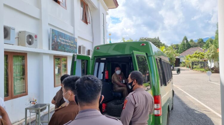Diduga Rugikan Negara 600 Juta, Esra Lallo Ditahan Kejaksaan