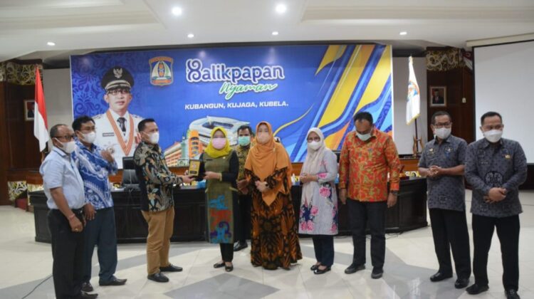 Komisi I DPRD Lutim Studi Tiru ke Balikpapan