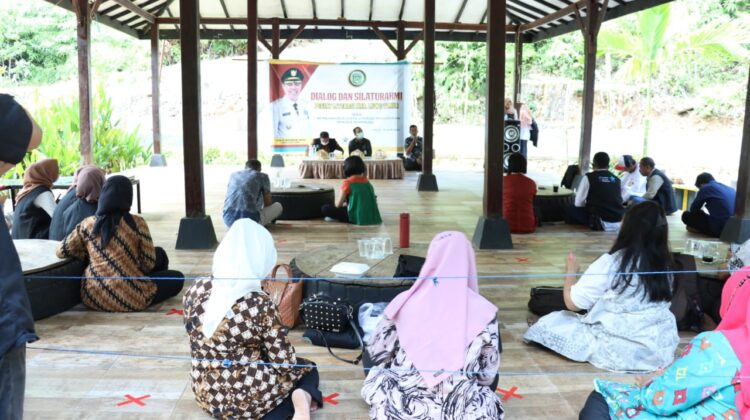 Membangun Budaya Literasi Menjadikan Pemuda Berkreasi