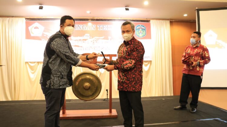Bupati Lutim : Pengelolaan Aset Unsur Penting Penyusunan Laporan Keuangan