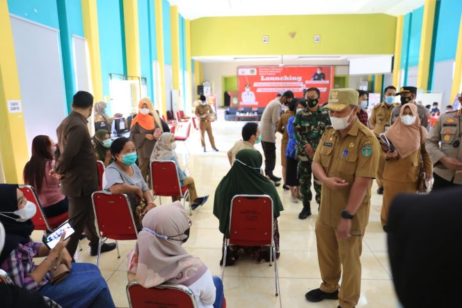 
					Sulawesi Selatan Kebut Vaksinasi dan Telemedicine “Hallo Dokter”