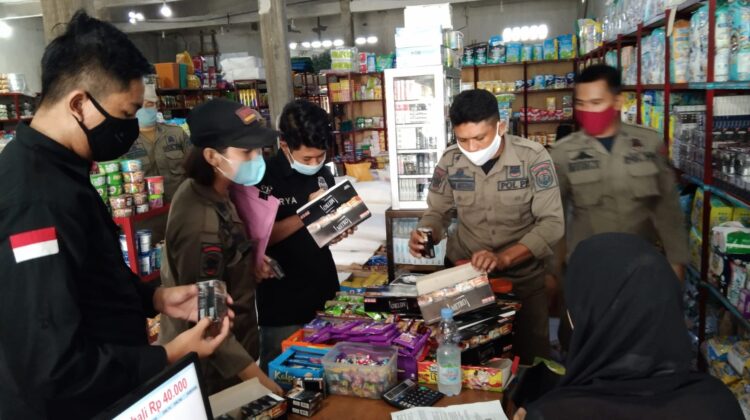 Petugas Temukan 3900 Rokok Ilegal di Luwu Timur