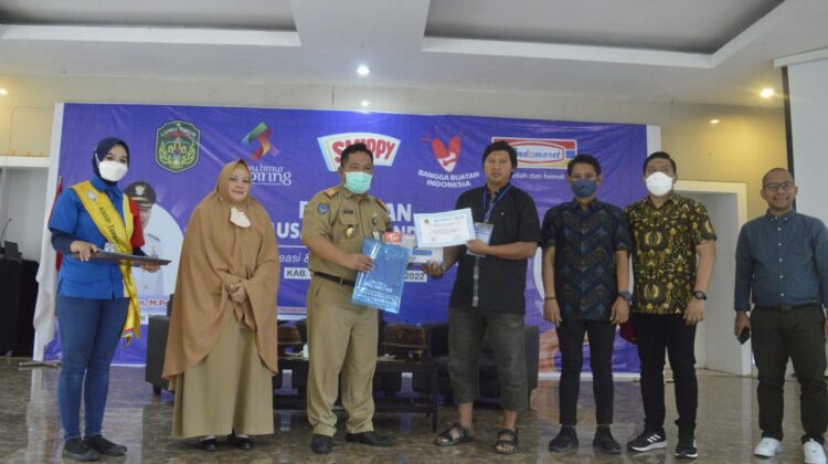 Asisten Pemerintahan dan Kesra Buka Pelatihan Kewirausahaan Mandiri UMKM Lutim