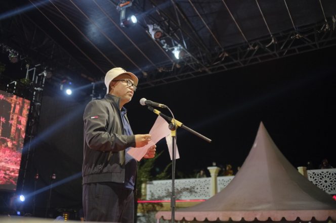 
					Bupati Budiman Bacakan Puisi Pada Acara EXPO UMKM/IKM Luwu Timur 2022