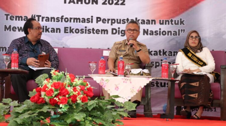 Bupati Lutim dan Ketua TP PKK Jadi Narasumber Pada Talkshow Indeks Literasi Masyarakat