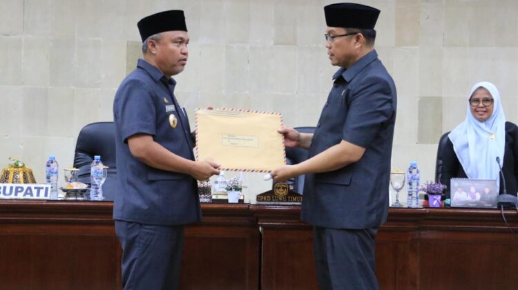 DPRD Lutim Terima Ranperda Perubahan APBD 2022