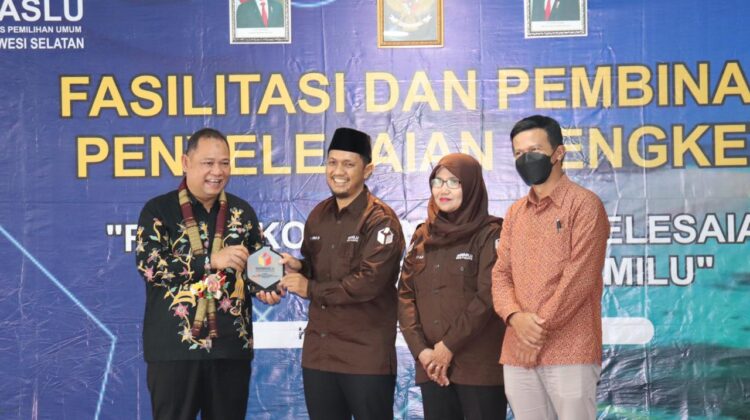Bawaslu Palopo Gencarkan Adakan Sosialisasi Hadapi Pemilu 2024