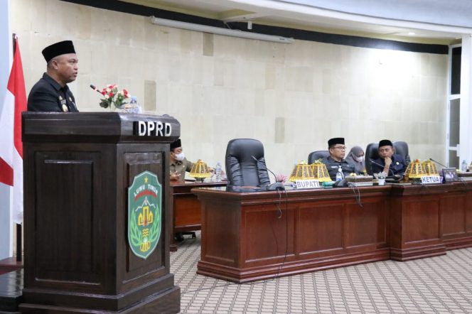 
					Bupati Jawab Pemandangan Umum Fraksi DPRD Lutim Atas Ranperda APBD-P 2022