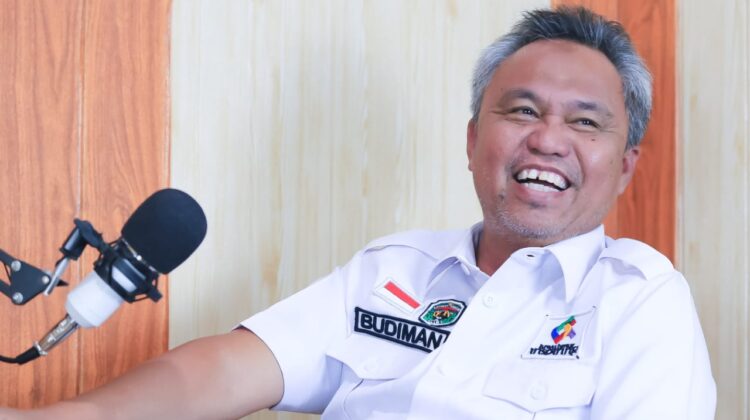 Budiman Paparkan Program Luwu Timur di Podcast Harian Rakyat Sulsel