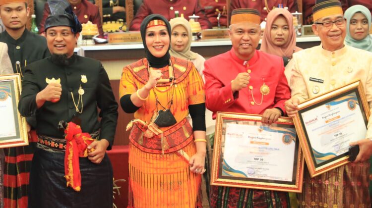 Luwu Timur Raih 2 Penghargaan Pada HUT Sulsel ke 353