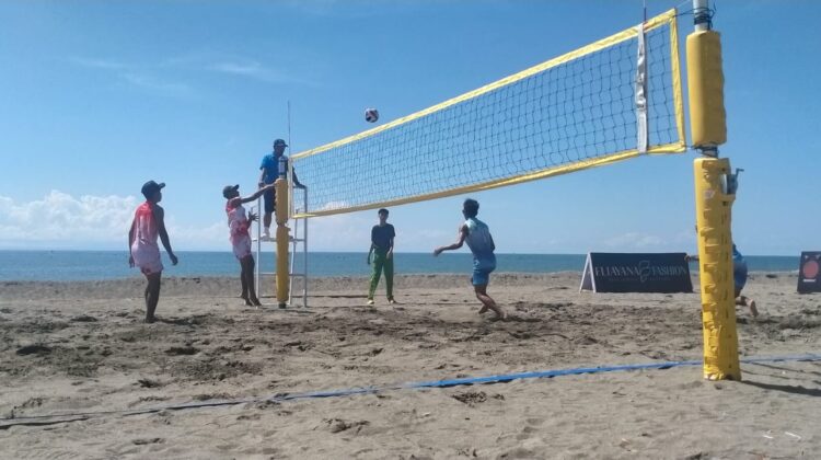 Tim Voli Pasir Lutim Tundukkan Sinjai 3 Set