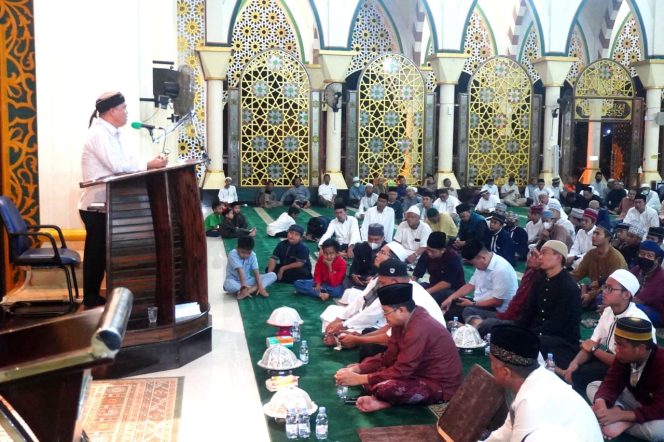 
					Bupati Budiman Hadiri Peringatan Maulid Nabi di Masjid Al-Ikhwan Sorowako