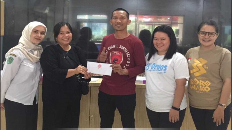 LAJ Zona Sorowako Salurkan Bantuan Untuk Korban Kebakaran