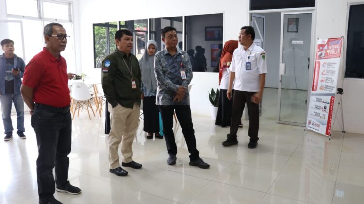 Sekda Lutim Terima Kunjungan Tim Visitasi Komisi Informasi Sulsel