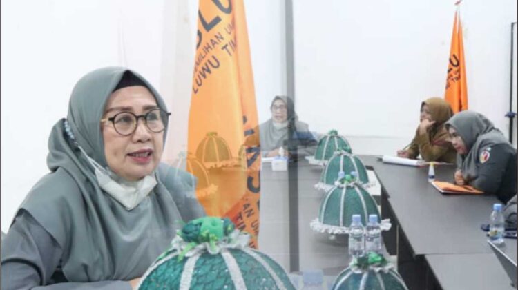 Sukmawati Suaib Minta Pegawai Bawaslu Lutim Kuasai Aturan