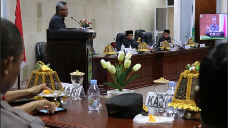 Bupati Sampaikan Jawaban Pandangan Umum Fraksi DPRD Luwu Timur