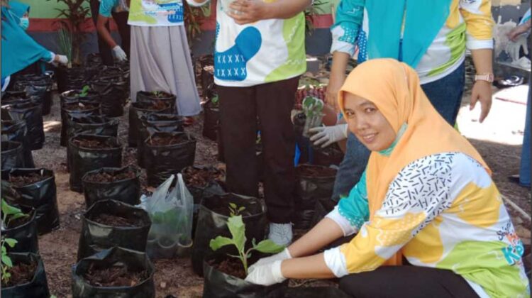 Sehari Tanpa Beras Puskesmas Burau Dukung Program Peduliki Saya Jagaki