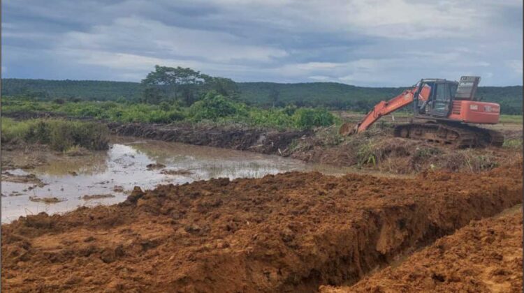 CLM Bangun Jaringan Irigasi di Desa Pongkeru