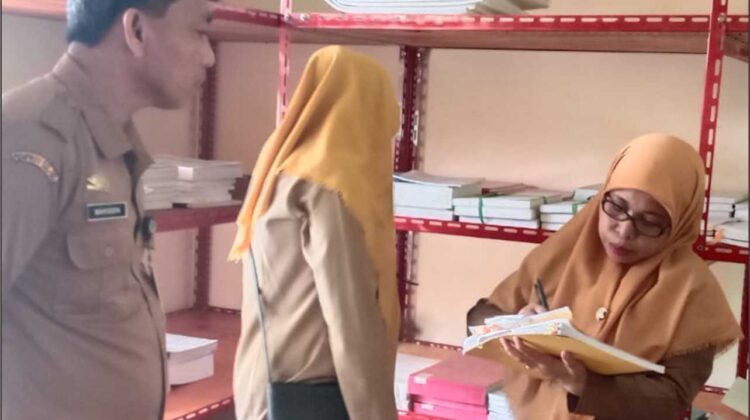 Sembari Lakukan Pembinaan Pengelolaan Arsip Dinamis, DPK Lutim Sosialisasi Inovasi “MARLINA”