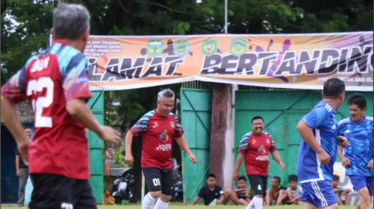 Pemkab Luwu Timur Pecundangi Tim Sepakbola Pemkab dan DPRD Luwu