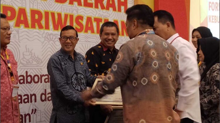 Lutim Sabet Dua Penghargaan ADWI 2022