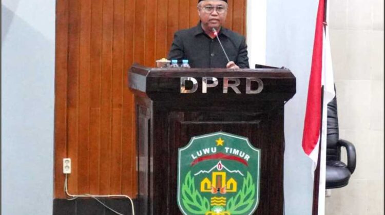 Di Paripurna DPRD Lutim, Bupati Sampaikan Jawaban Atas Pandangan Fraksi