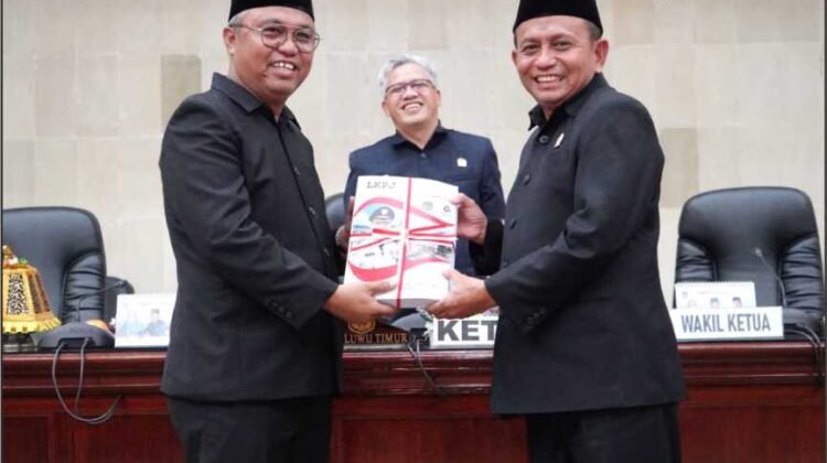 Bupati Serahkan LKPJ 2022 ke DPRD Lutim