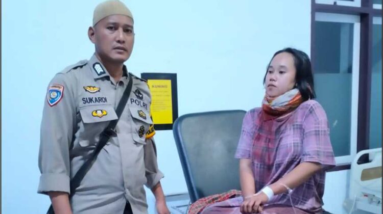 Dapati Istrinya Berduaan Dengan Lelaki Lain, Suami Bacok Istri