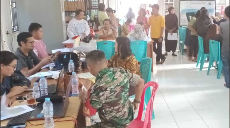 Teras Dukcapil Sentuh Warga di Mangkutana