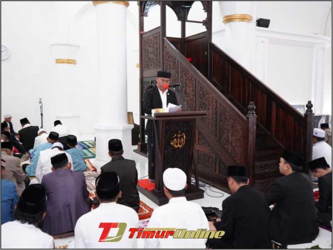 
					Sholat Ied di Masjid Agung Malili, Budiman Sampaikan Capaian Dua Tahun Pimpin Lutim