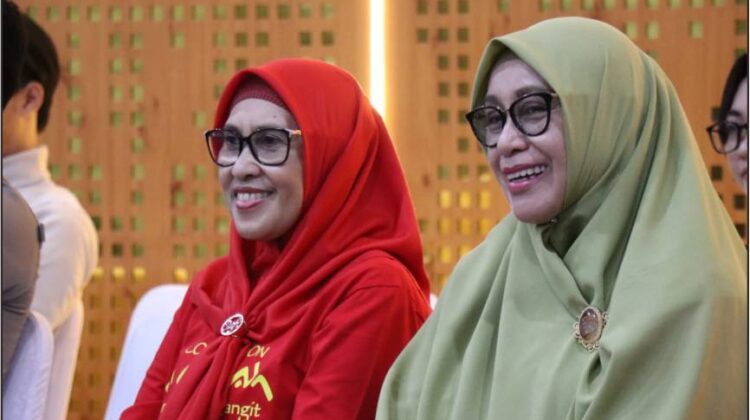 Bupati Bersama Ketua TP PKK Lutim Saksikan Preview Film La Galigo