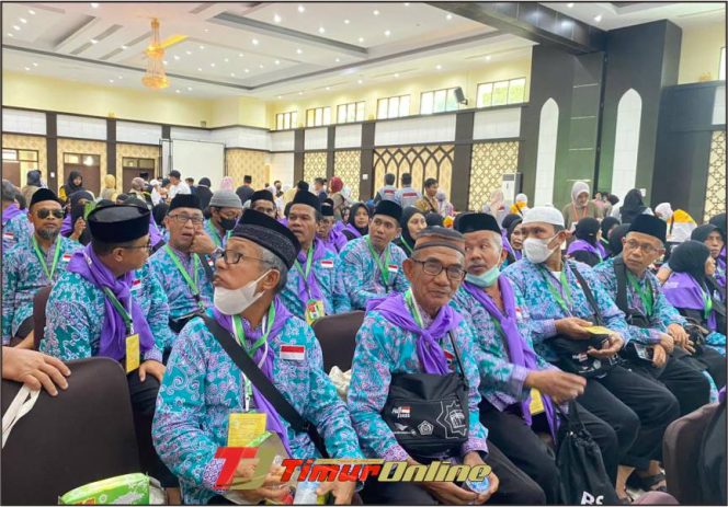 
					157 CJH Asal Luwu Timur Tiba di Makassar