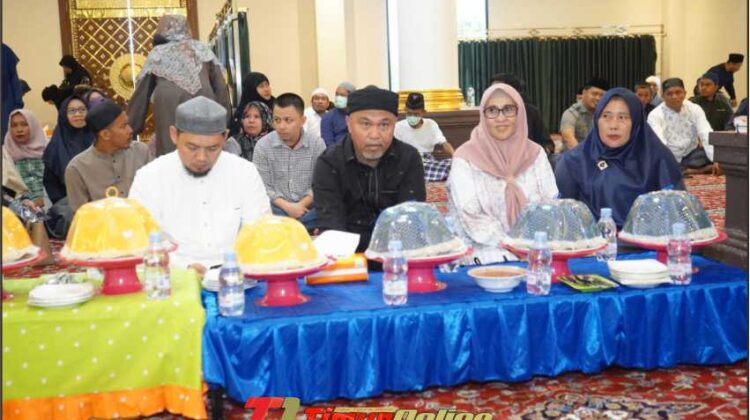 Bupati bersama Istri Ikuti Kajian dan Ruqiyah di Mesjid Al-Ukhuwah Tapuondau Sumasang