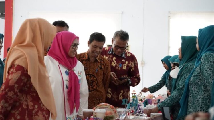 Staf Ahli Pembangunan Lutim Buka Festival Pangan Lokal B2SA Tahun 2023