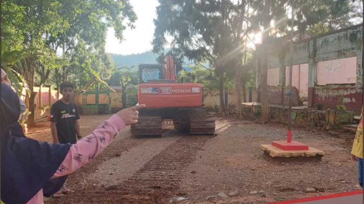Dua Bangunan Sekolah di Malili Dibongkar, Kadis Dikbud : PBM Tetap Berjalan Normal
