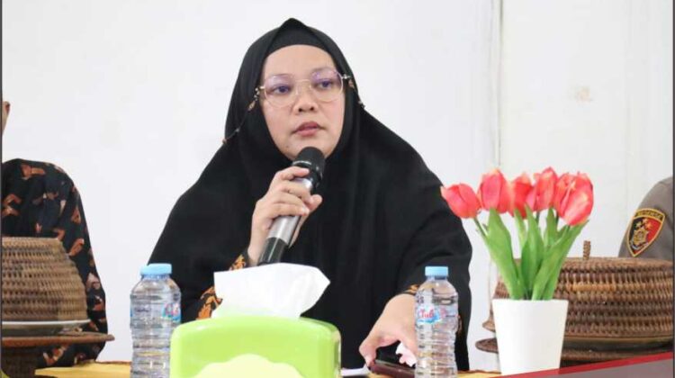 Asisten Pemerintahan dan Kesra, Aini Endis Anrika