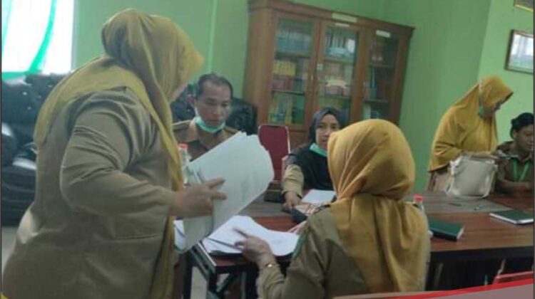 Tim Komite Kredensial Dinkes kabupaten Luwu Timur Lakukan Kredensial Pada Tiga Profesi di Puskesmas Mangkutana