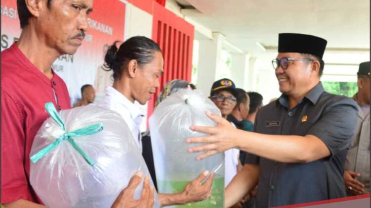 Ketua DPRD Lutim Harap Bantuan Nelayan Angkat Ekonomi