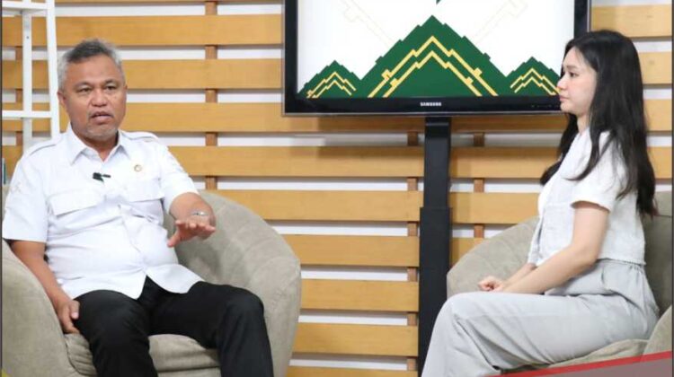 Bupati Lutim Paparkan Soal Pendidikan di Kompas Media