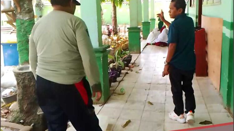 Najamuddin Tinjau Sekolah Rusak di Wasuponda