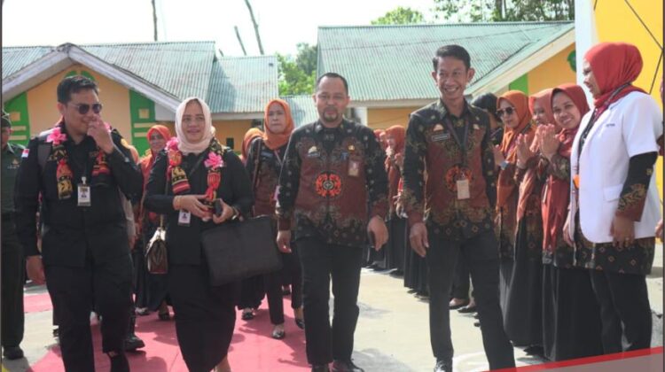 Tim Survei Re-Akreditasi dari LAPKLIN Kunjungi UPTD Puskesmas Malili