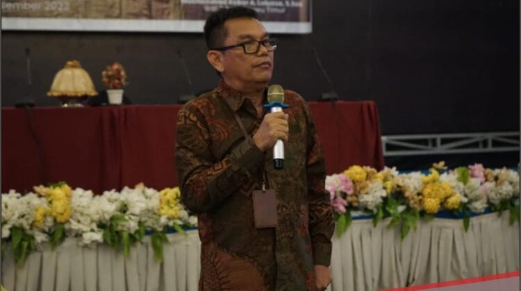 Kepala Diskominfo-SP Tutup Kegiatan Penguatan Kapasitas PPID Pembantu Pemkab Lutim