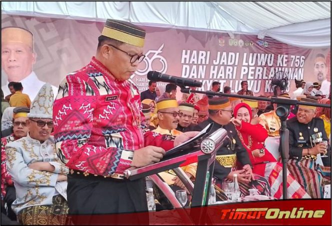 
					Ketua DPRD Lutim Bacakan Sejarah Singkat HJL dan HPRL